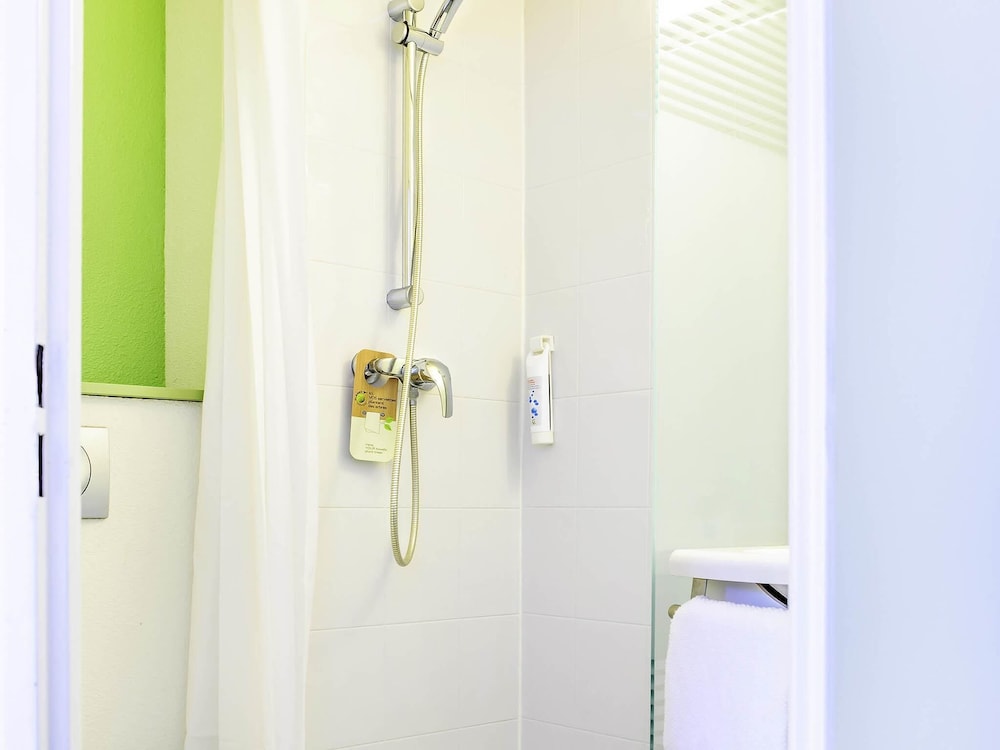 Ibis Budget Valenciennes Petite Foret 35/36