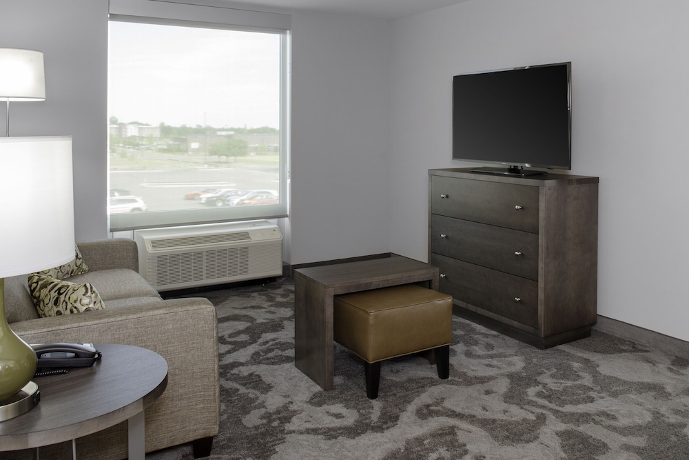 Homewood Suites By Hilton Lansing Eastwood 23/40