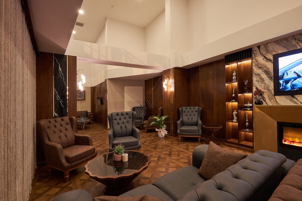 Operla Airport Hotels, Trademark Collection by Wyndham 45/62