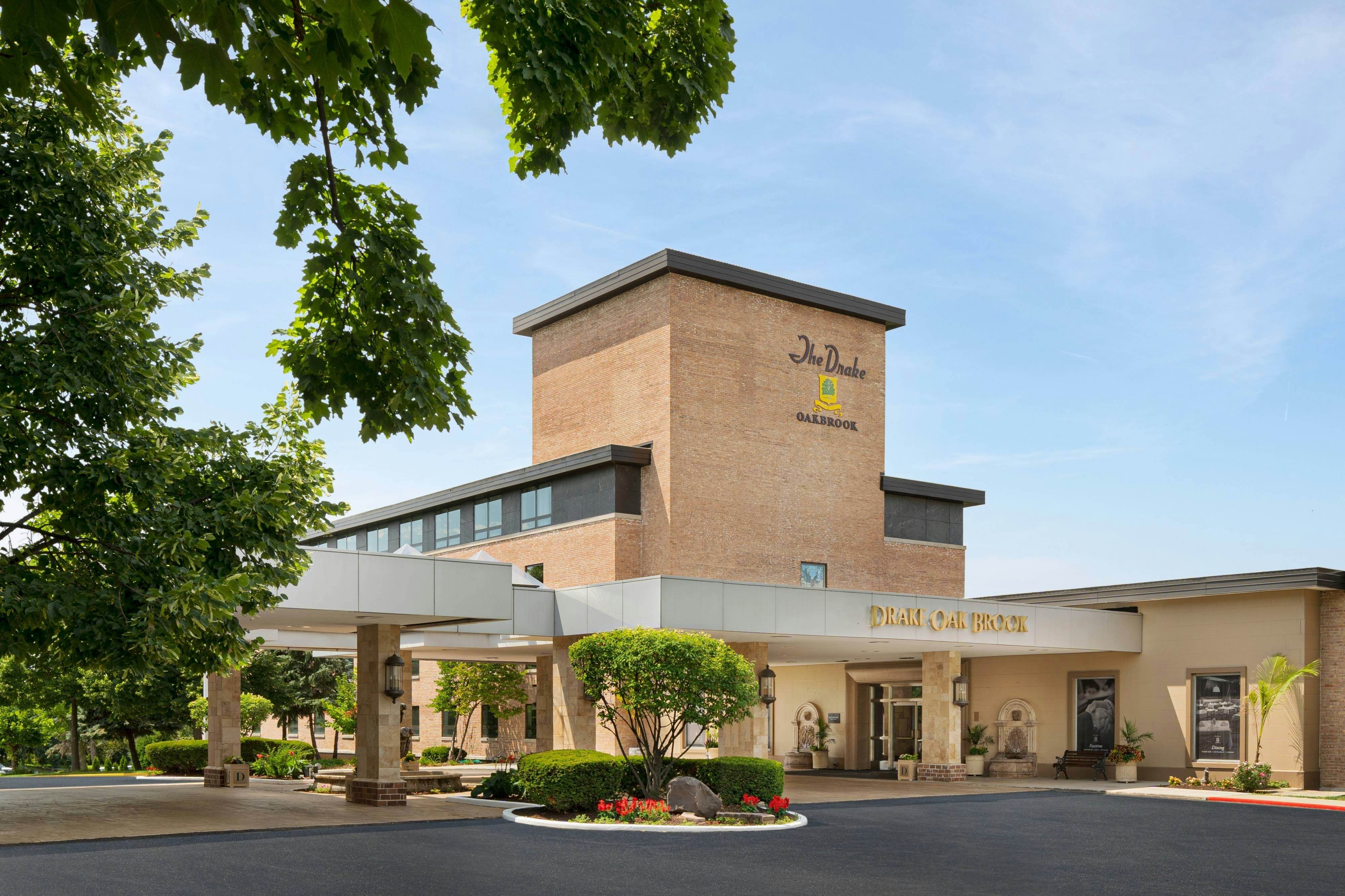 The Drake Hotel Oak Brook 51/52