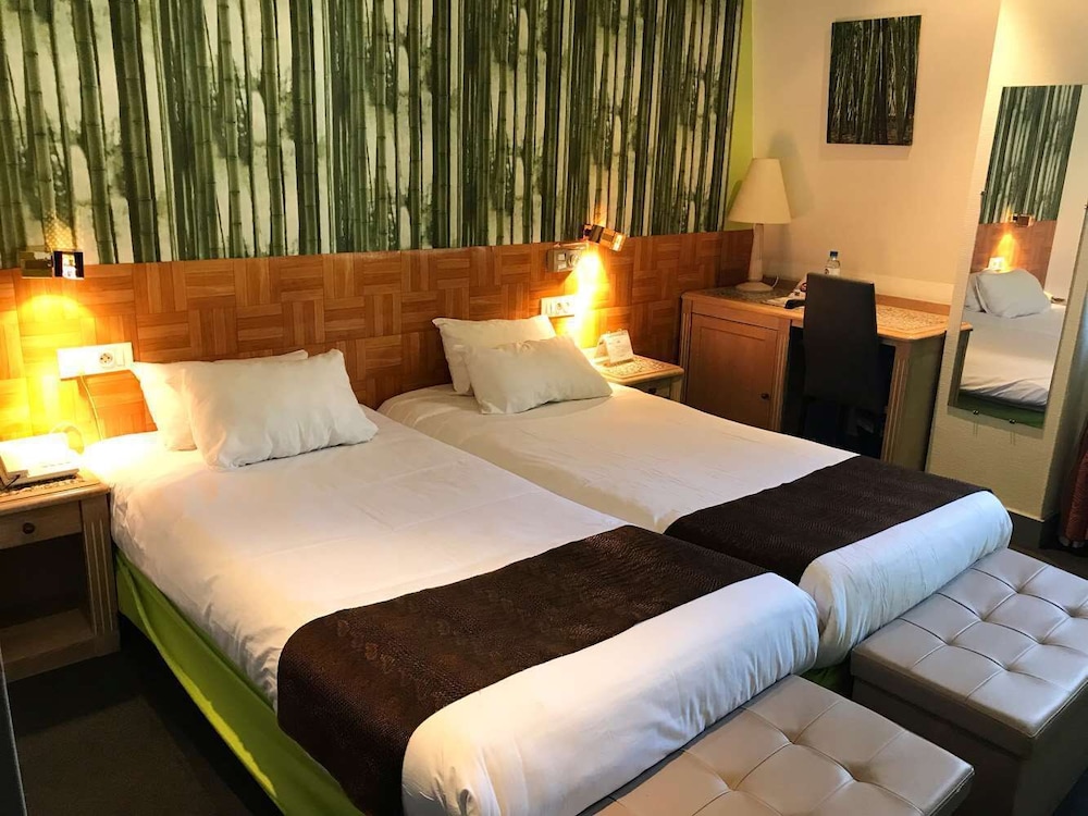 Brit Hotel Aux Sacres - Reims Centre 15/51