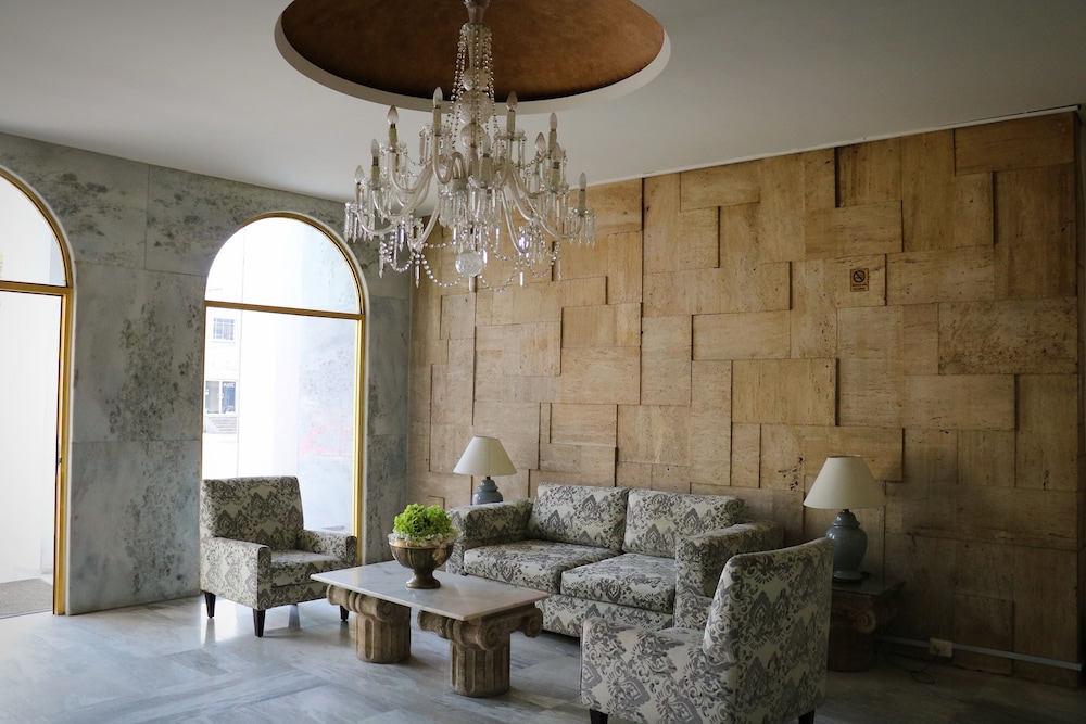 Hotel Suites Bernini 21/31