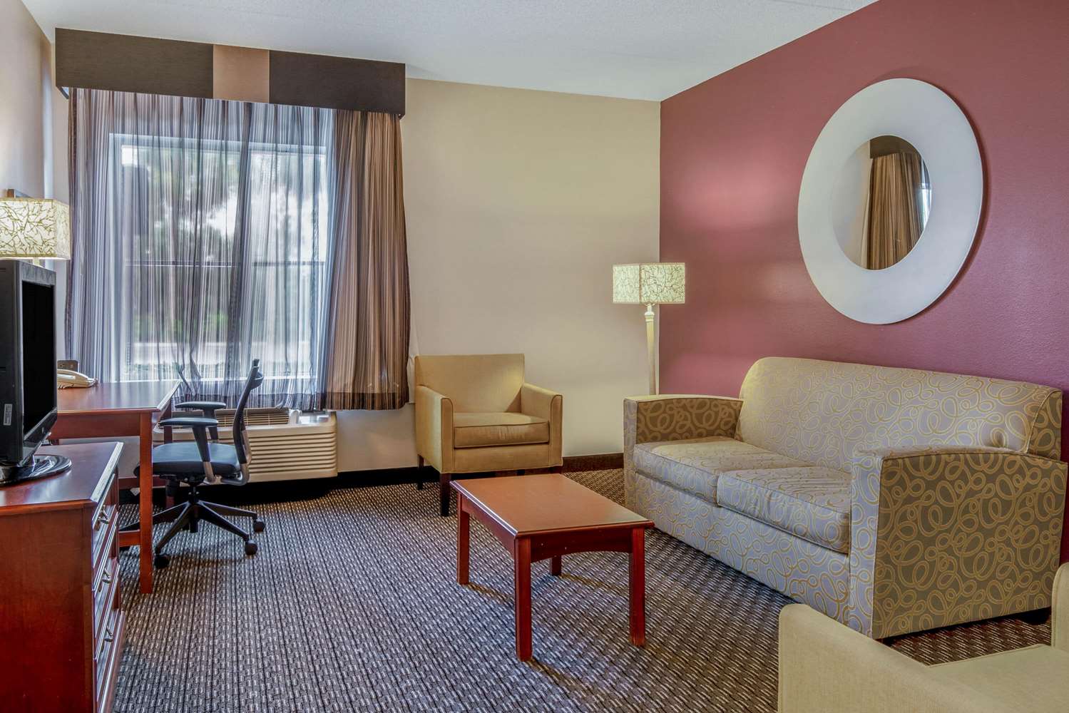 La Quinta Inn & Suites by Wyndham Naples East I-75 28/45