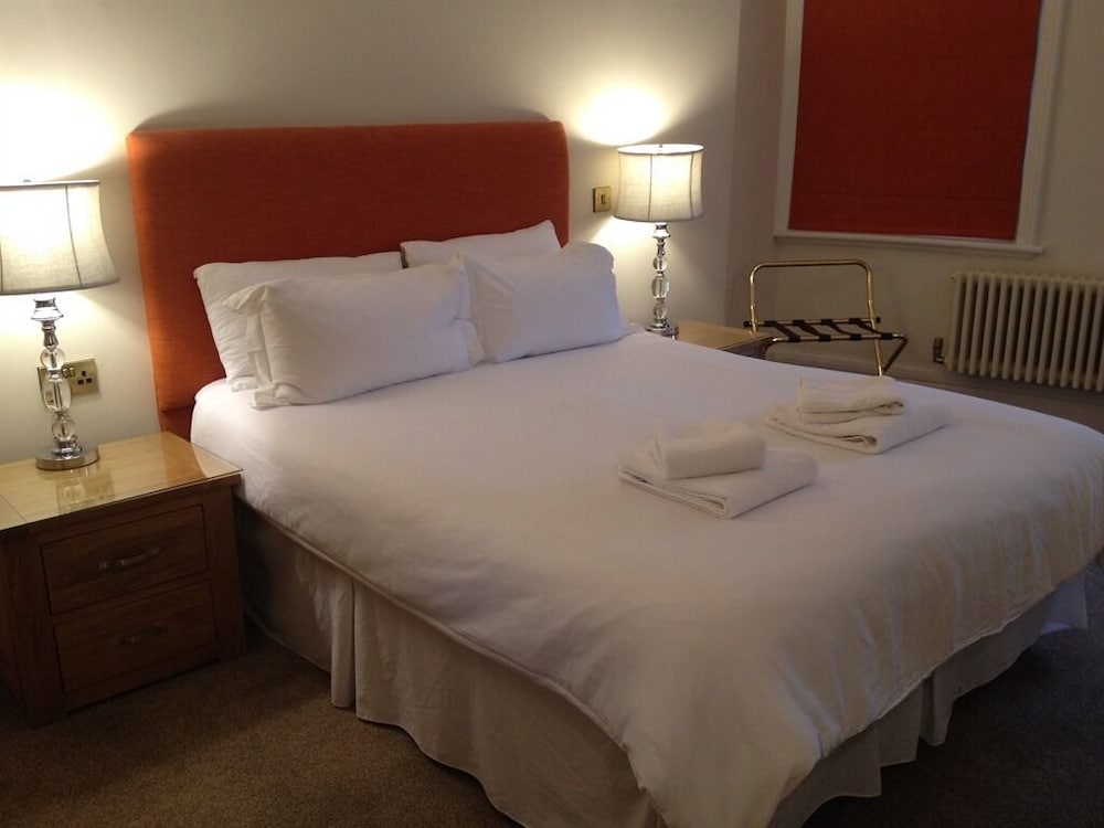 The Bentinck Hotel 9/16
