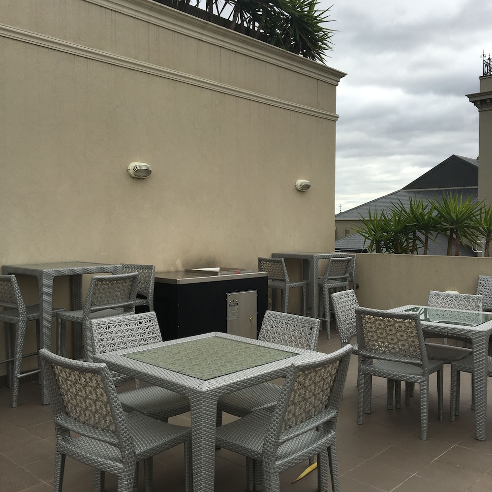 MainStay Suites Hawthorn 33/48