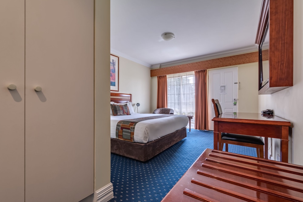 Ibis Styles Albany 32/59
