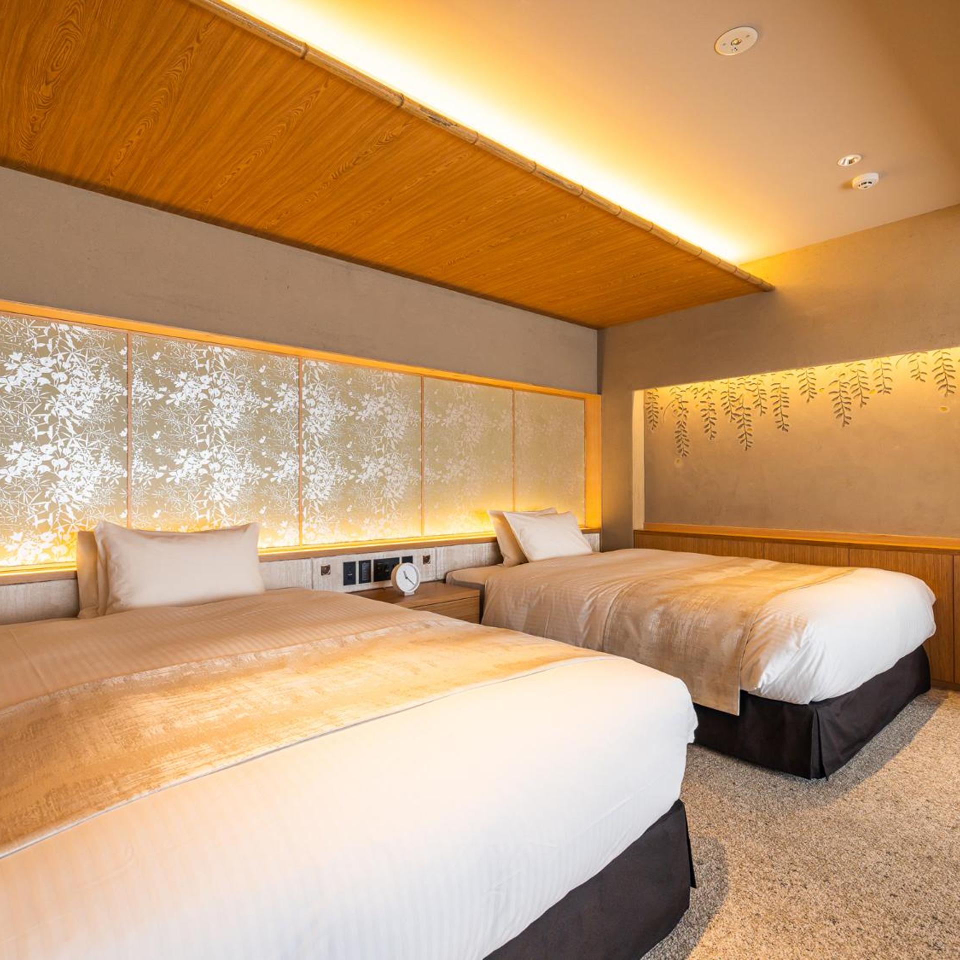 Superior, Twin Beds