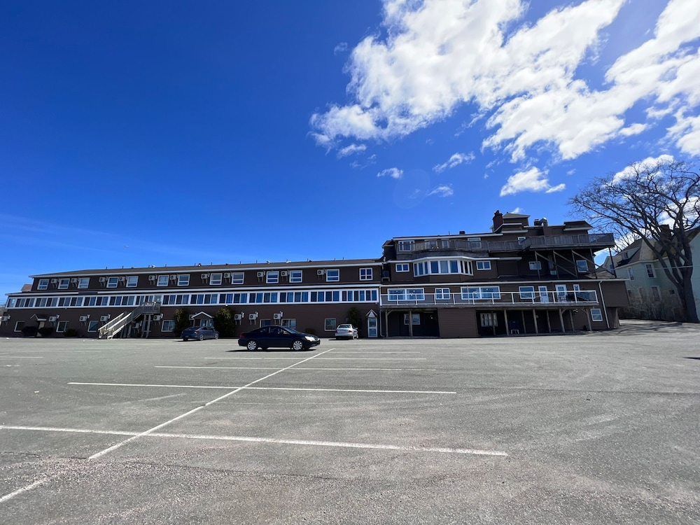 harbourview inn and suites