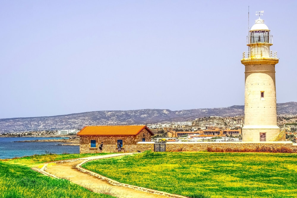 Avlida Hotel 68/72