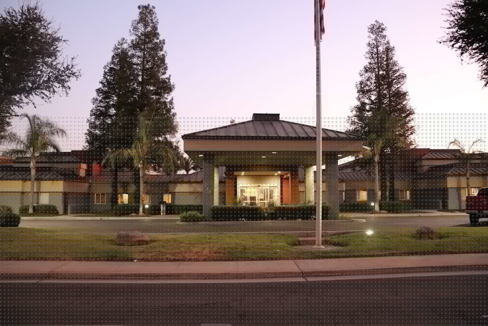 Best Western Porterville Inn 1/47