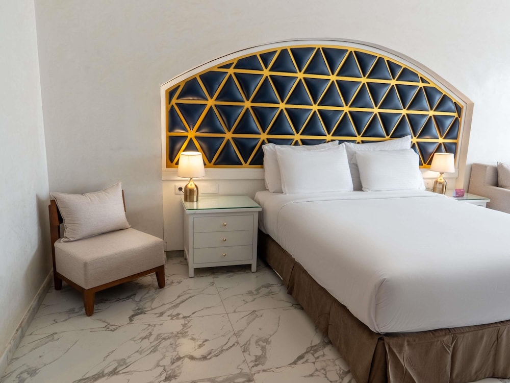 Movenpick Resort Sharm El Sheik Naama Bay 21/82