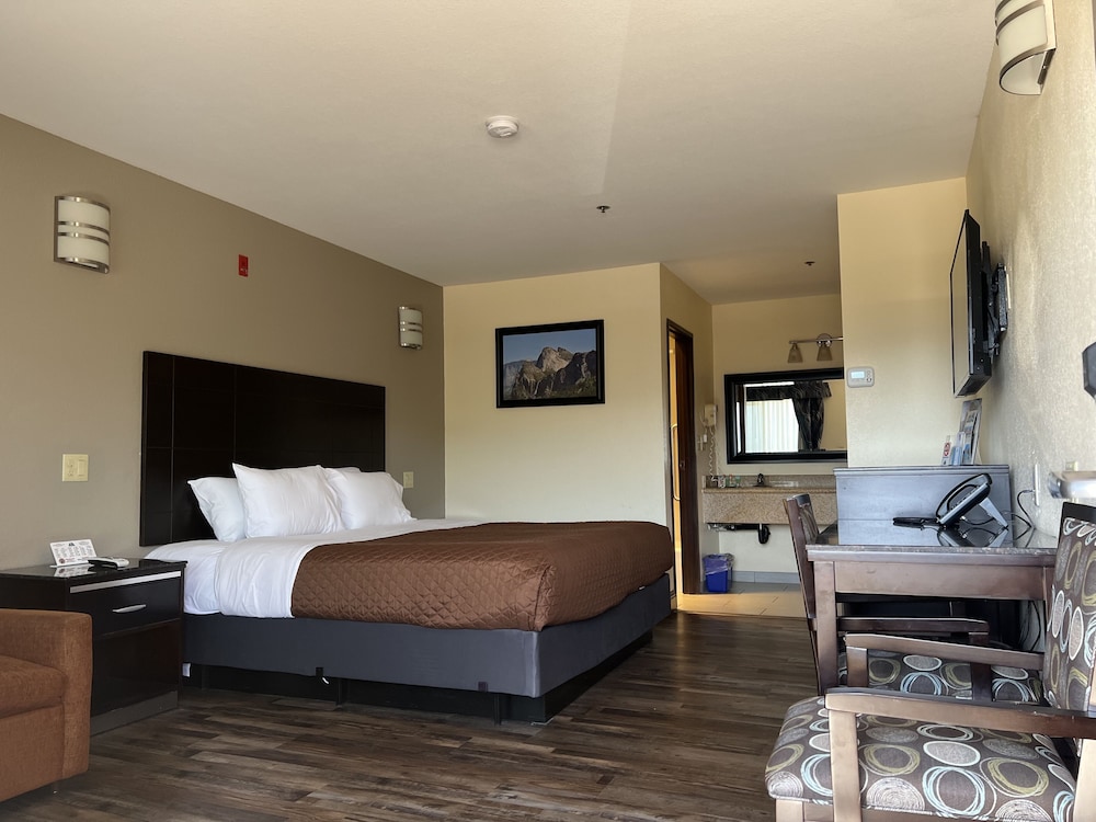 Yosemite Sierra Inn 15/52