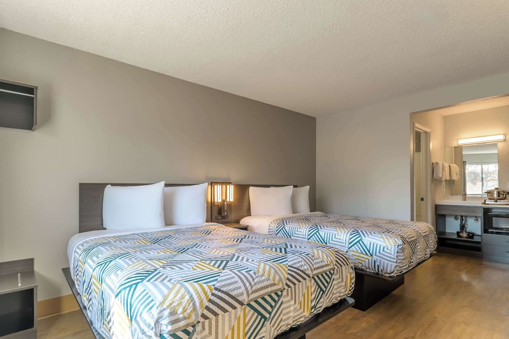 Standard, 2 Double Beds, Kitchenette, Smoking