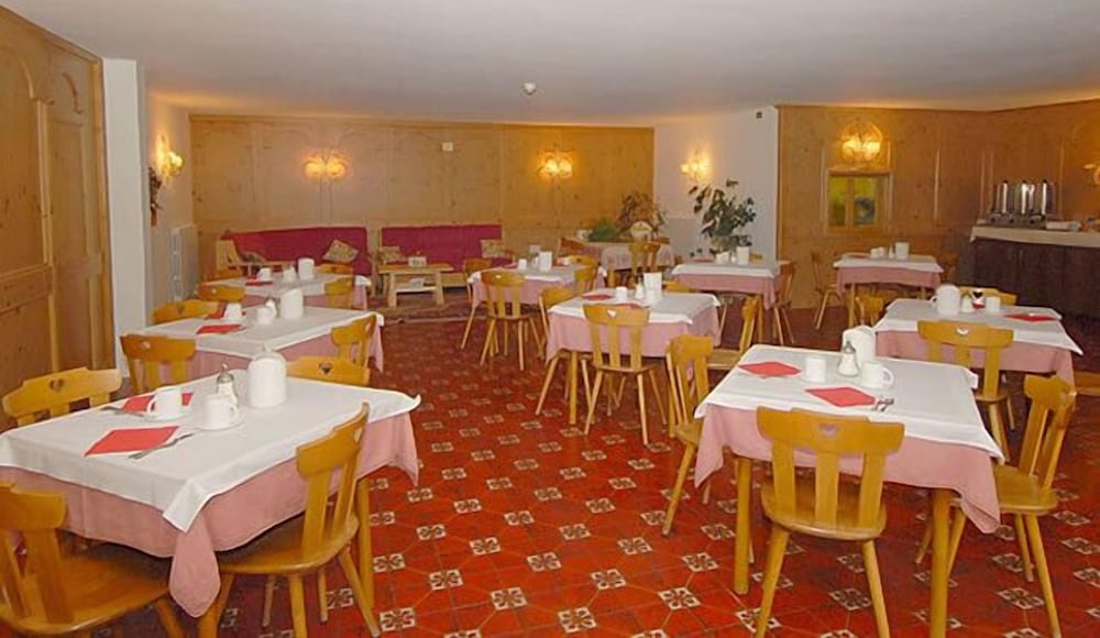 Baita Della Luna Hotel 28/38