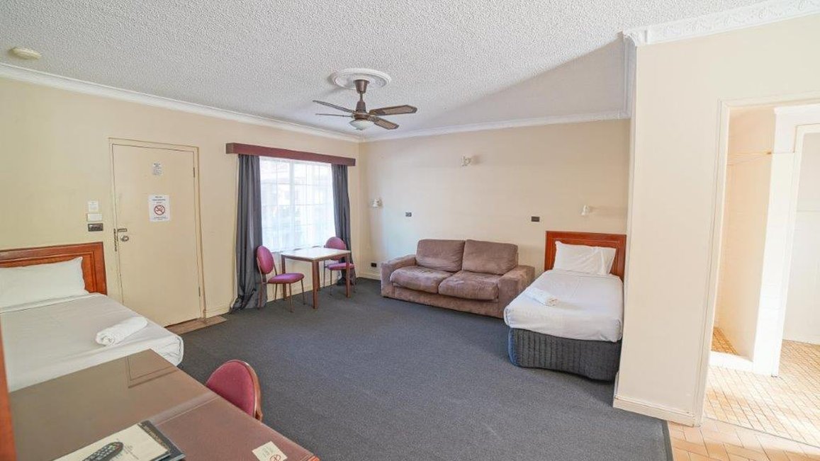 COUNTRY COMFORT COFFS HARBOUR 6/21