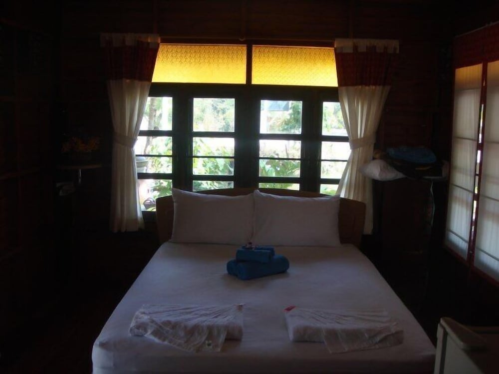 Lundaresort & Orchid 18/50