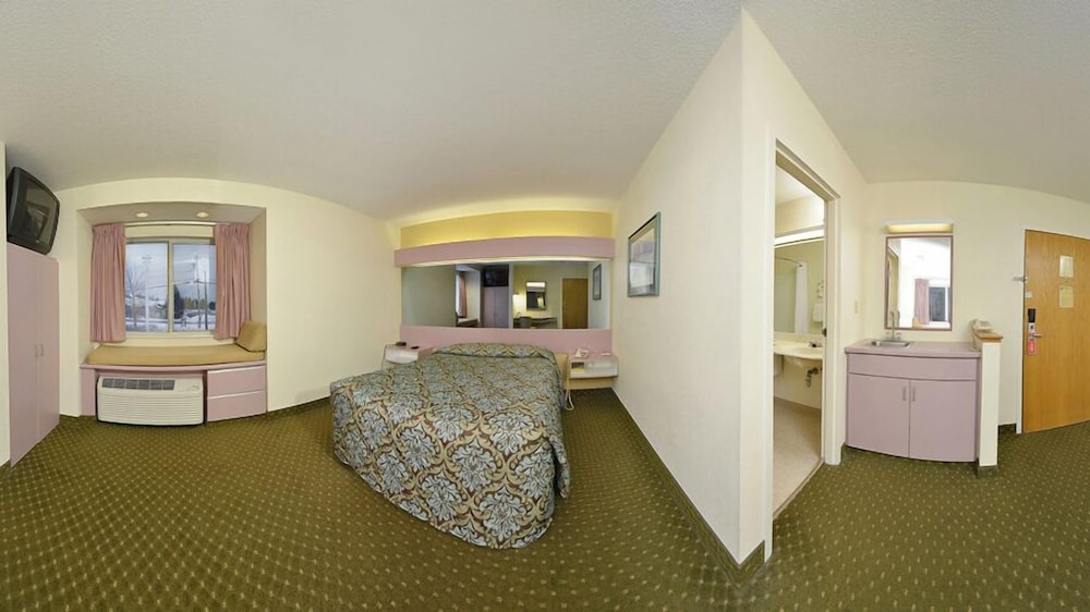 Americas Best Value Inn East Syracuse 12/23