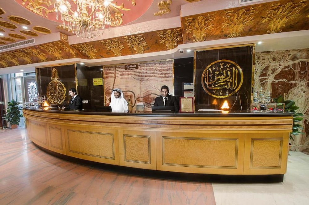 Al Nabaress Al Macy Hotel