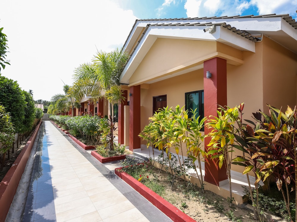 OYO 795 Nahdhoh Langkawi Resort 4/63