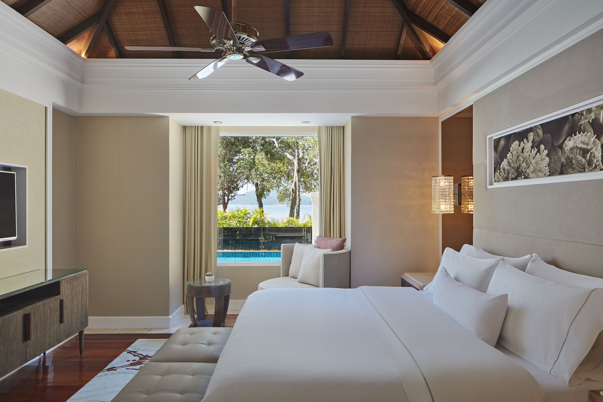 1 Bedroom, Villa, King Bed, Beach Front, Private Pool