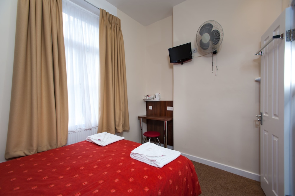 Marble Arch Inn 19/29