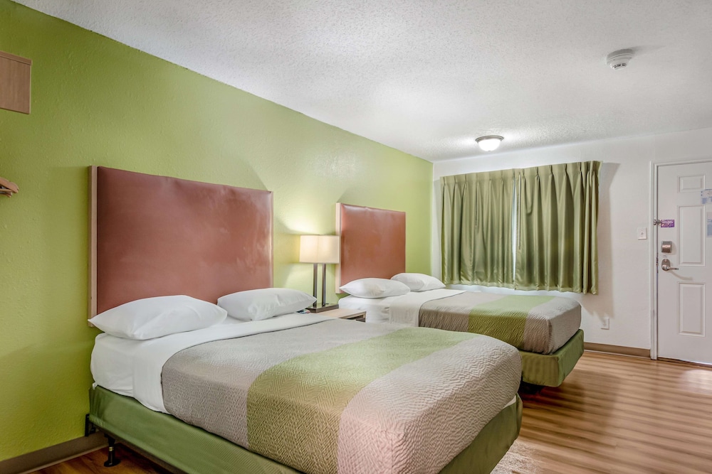 Motel6 Corpus Christi, TX - North 30/59