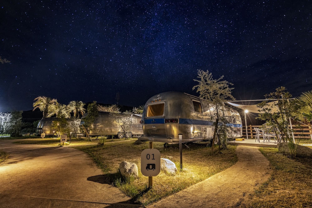 The Retreat 43/50