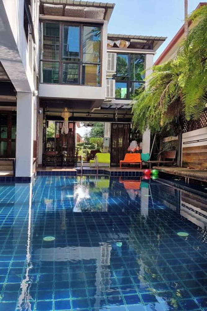 33 Poshtel - Adults Only 28/50