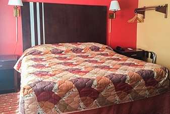 Travelodge By Wyndham Bay Shore Long Island 16/41