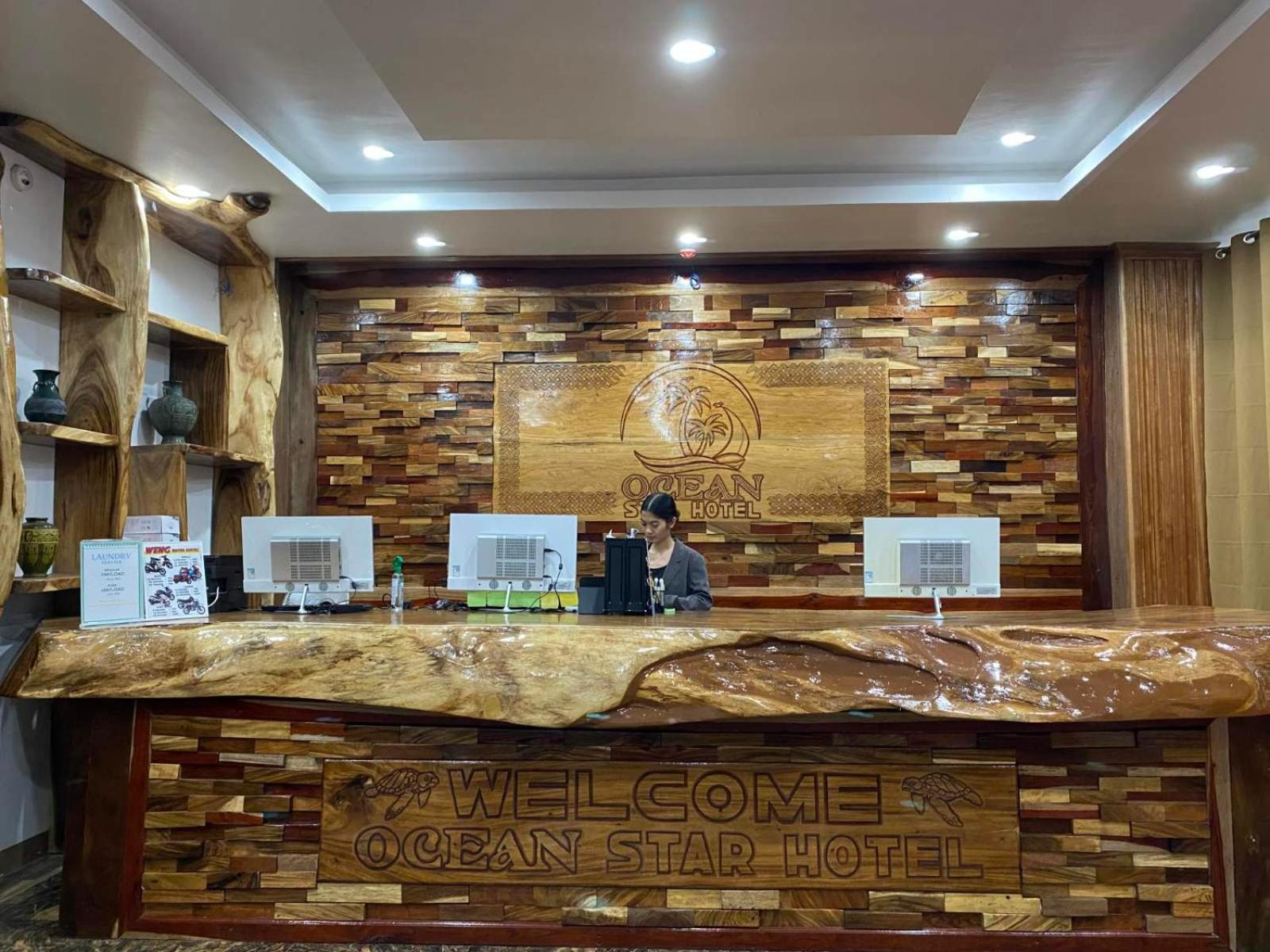 Ocean Star Hotel Coron 7/50