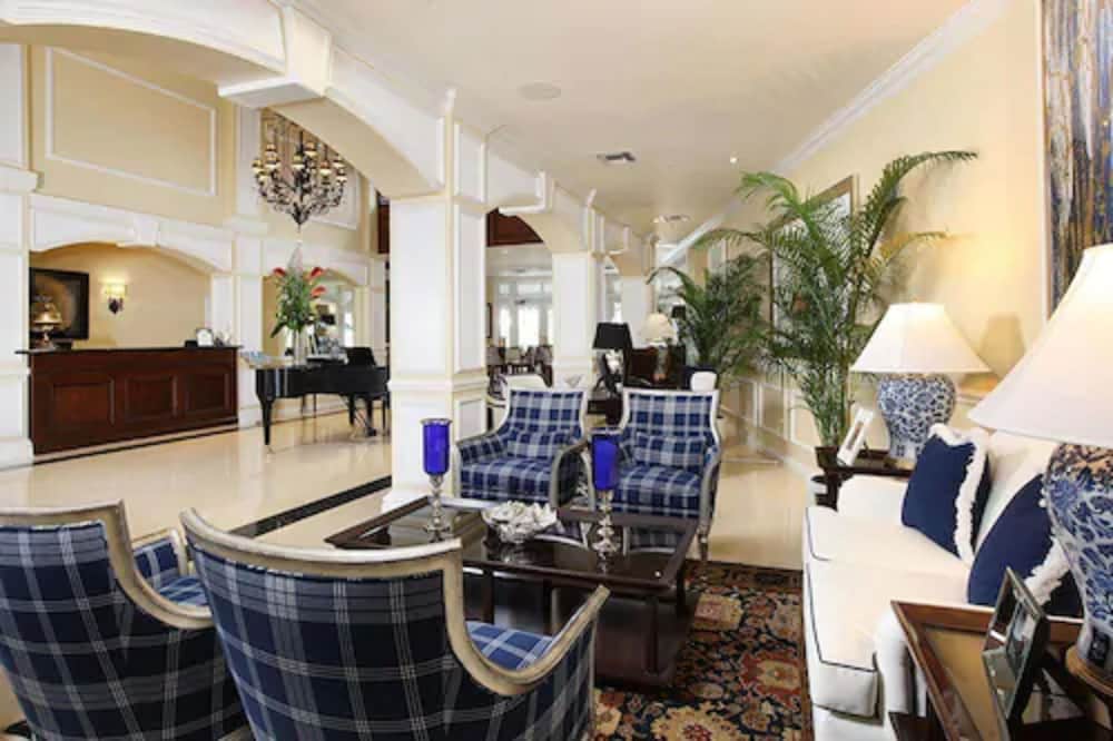 Inn At Pelican Bay 53/67