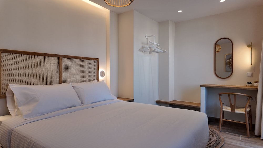 Euphoria Apartments 20/56