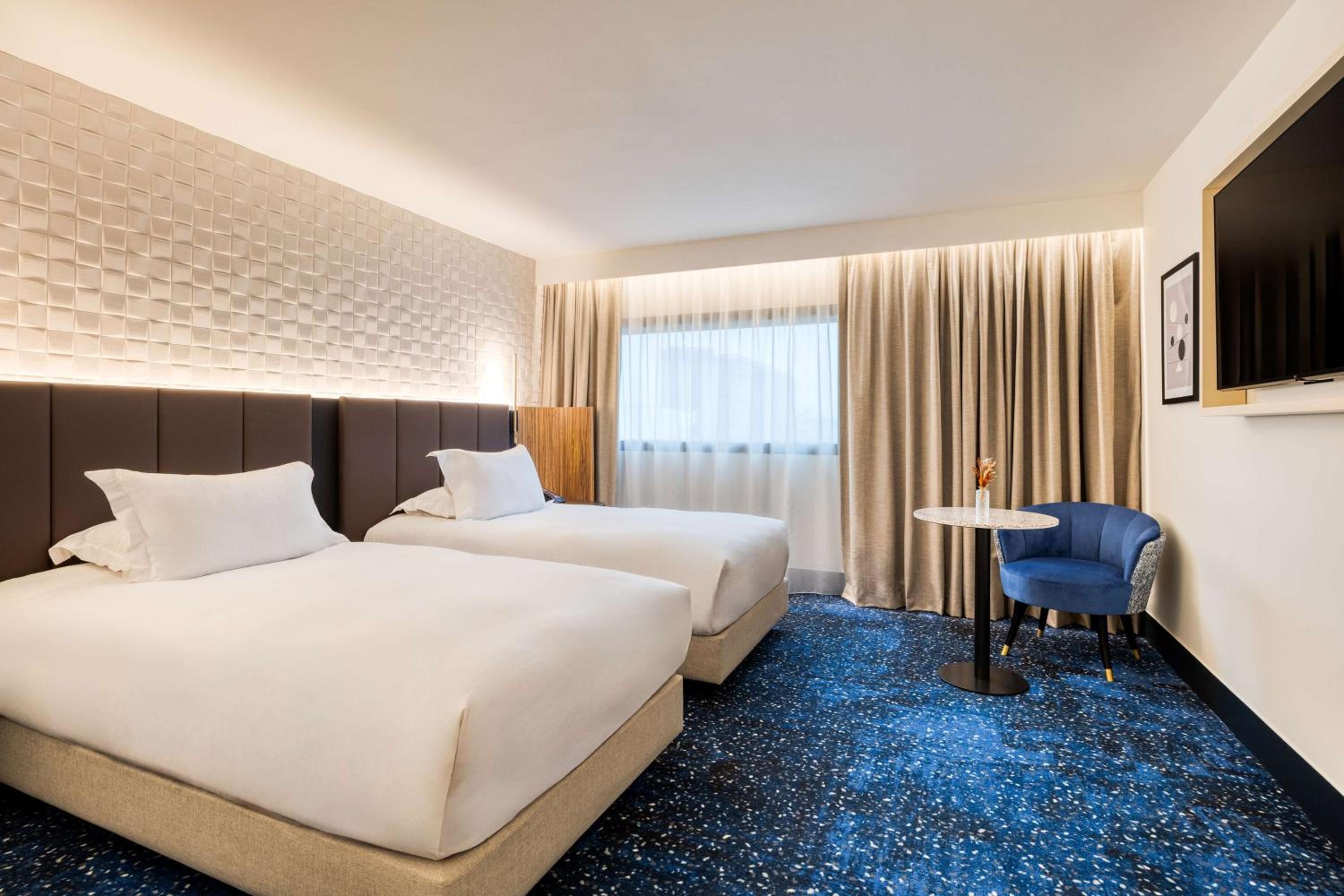 Room, Single Bed