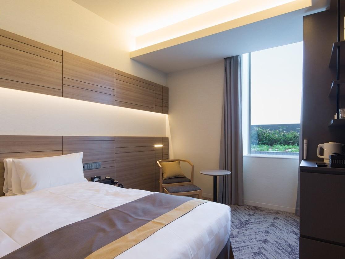 Superior, Single, Unit Bath
