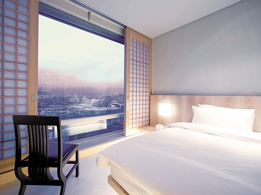 Grand Mercure Ambassador Changwon 14/47
