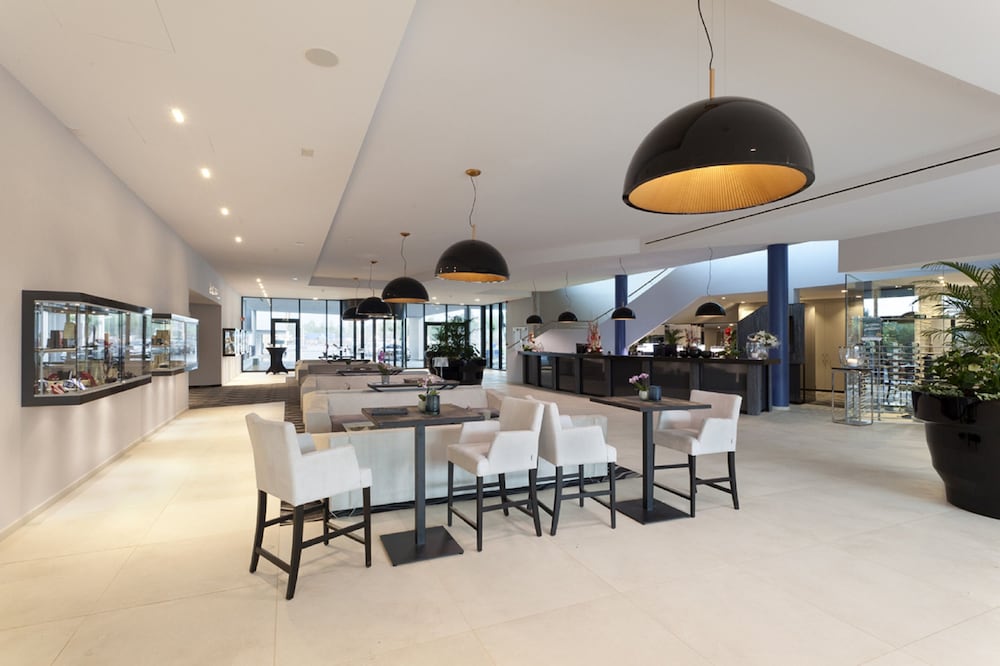 Congres Hotel Van Der Valk Mons 51/68