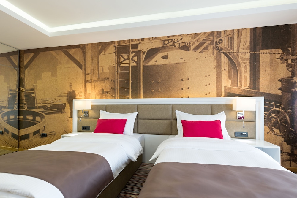 HOTEL TESLA SMART STAY 14/43