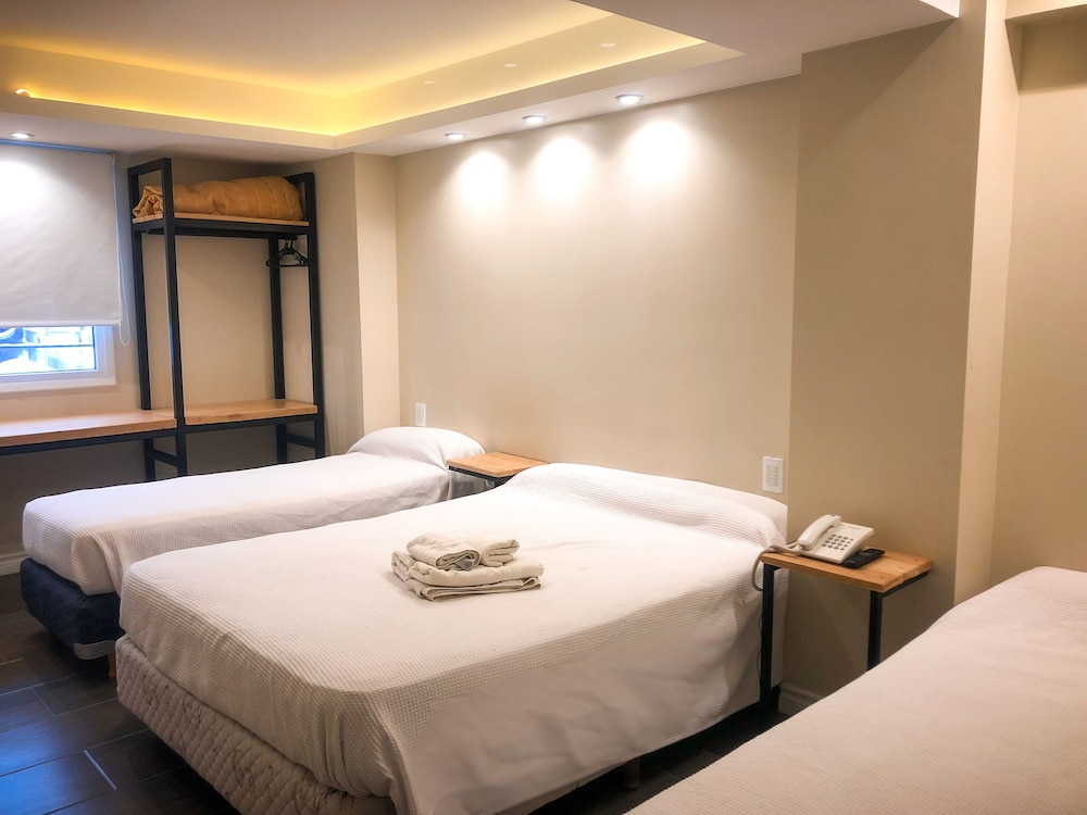 Monaco Hotel 21/51