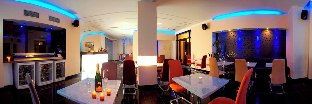 Relax Inn Hotel Prague 29/36