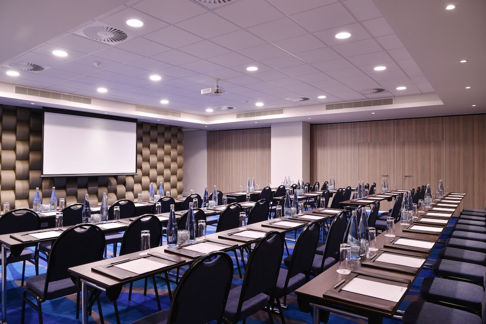 Radisson Collection Hotel, Waterfront Cape Town 35/44