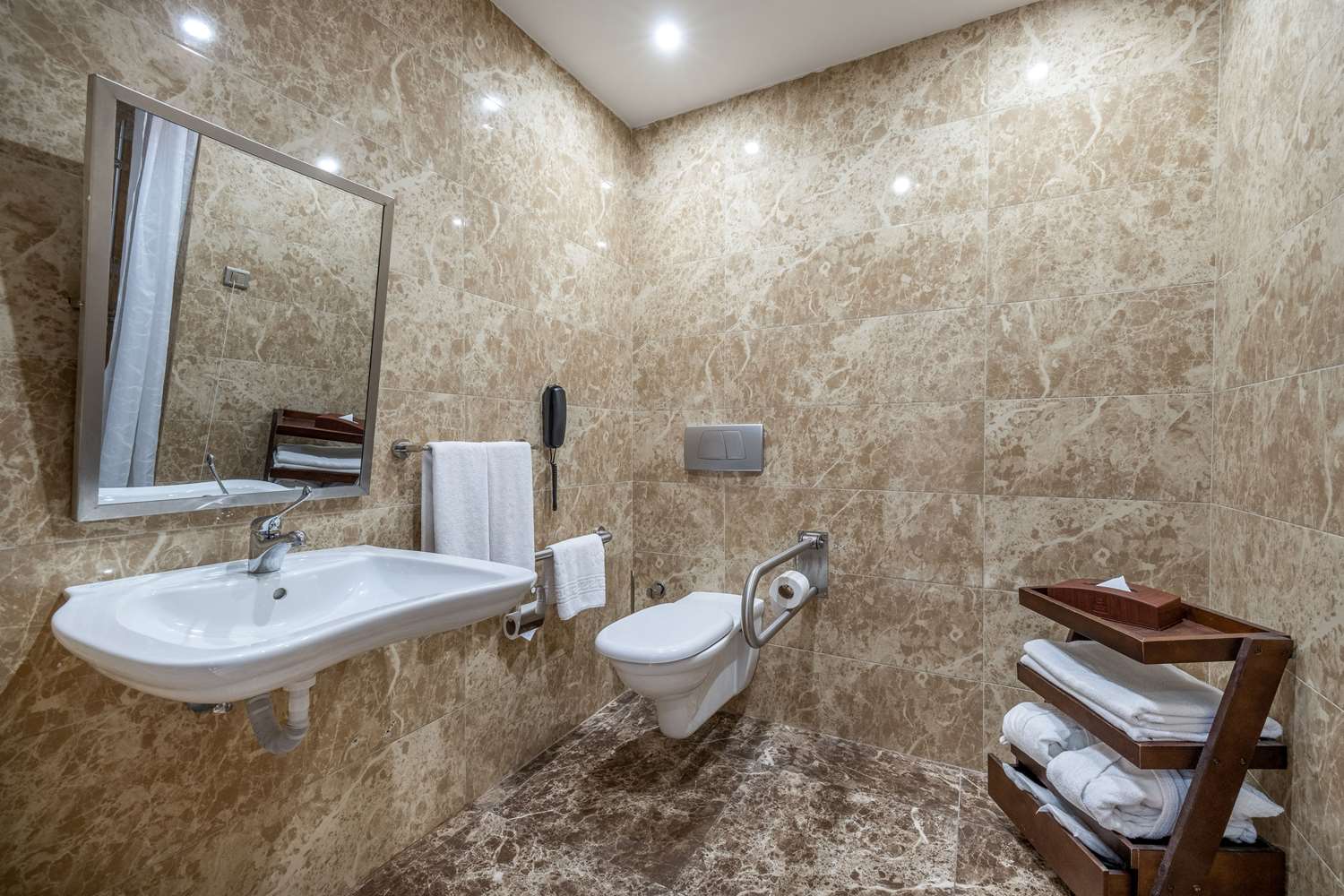 Clarion Hotel Istanbul Mahmutbey 39/60