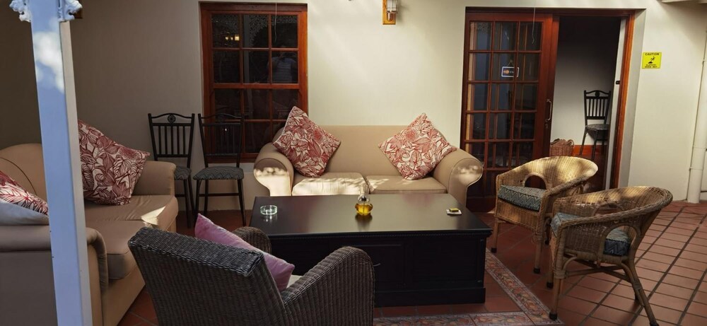 137 High Street Guest House 29/48
