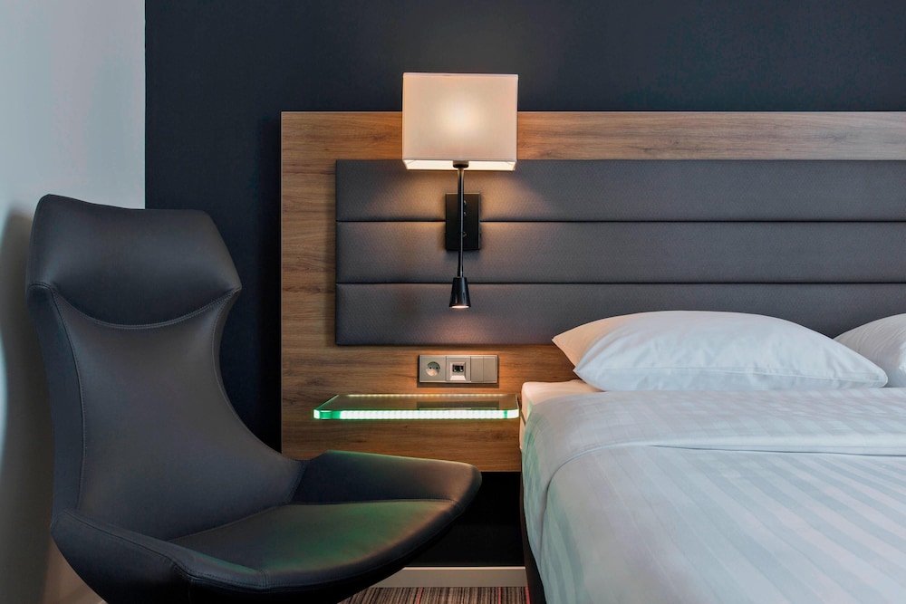 Moxy Copenhagen Sydhavnen 12/56
