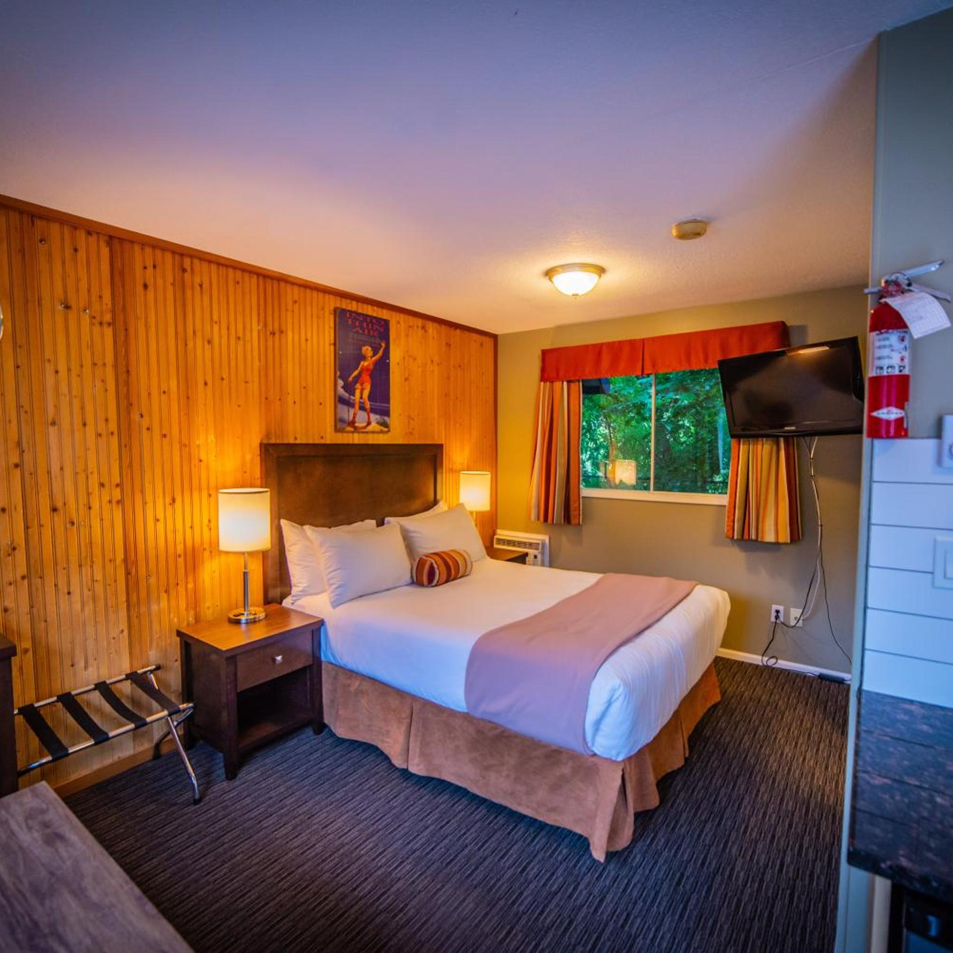 Alpine Inn & Suites 20/50