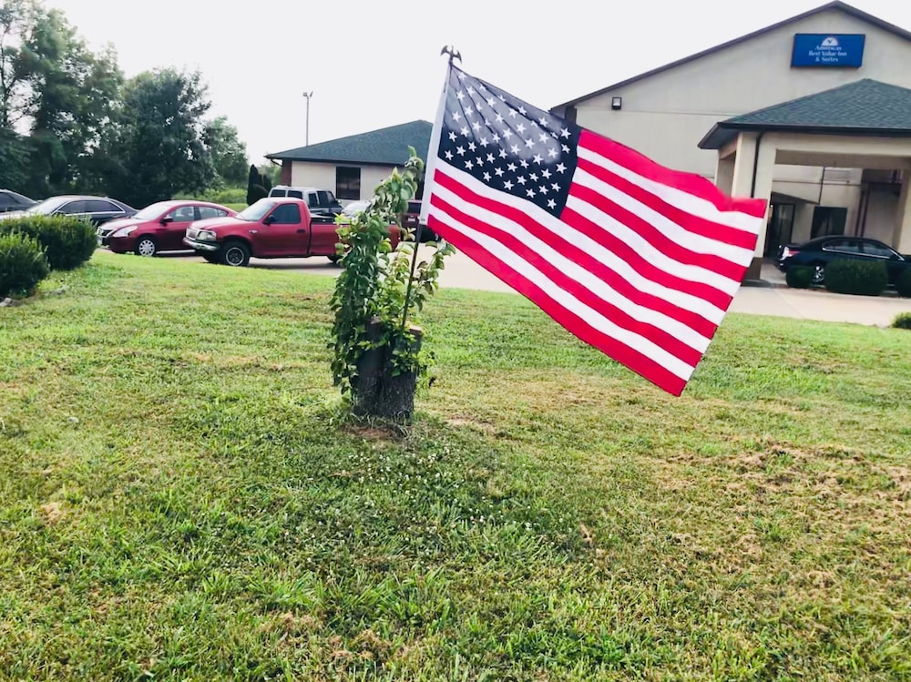 Americas Best Value Inn & Suites Pinckneyville 44/59