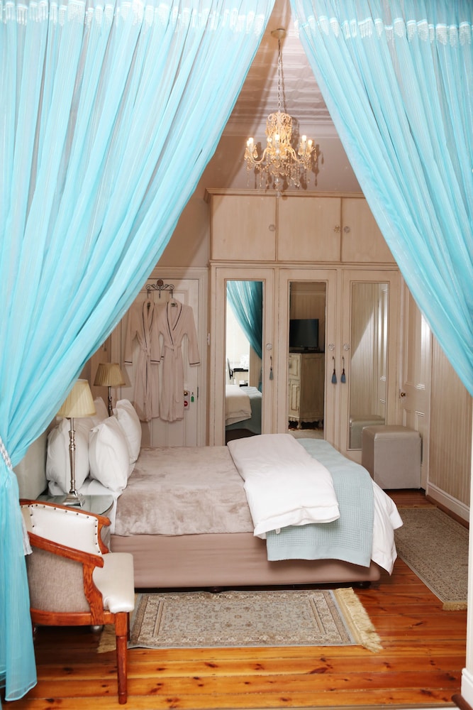 Oleander Guest House 11/50