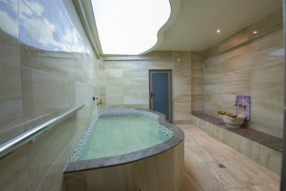 Huzur Thermal Hotel 26/50