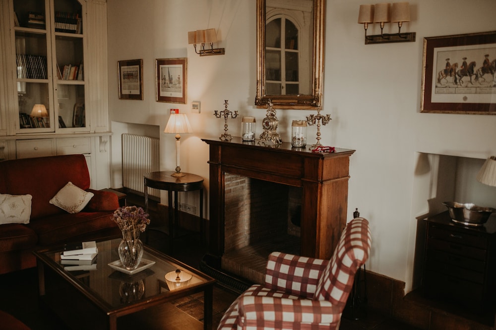 Posada de Valdezufre 27/51