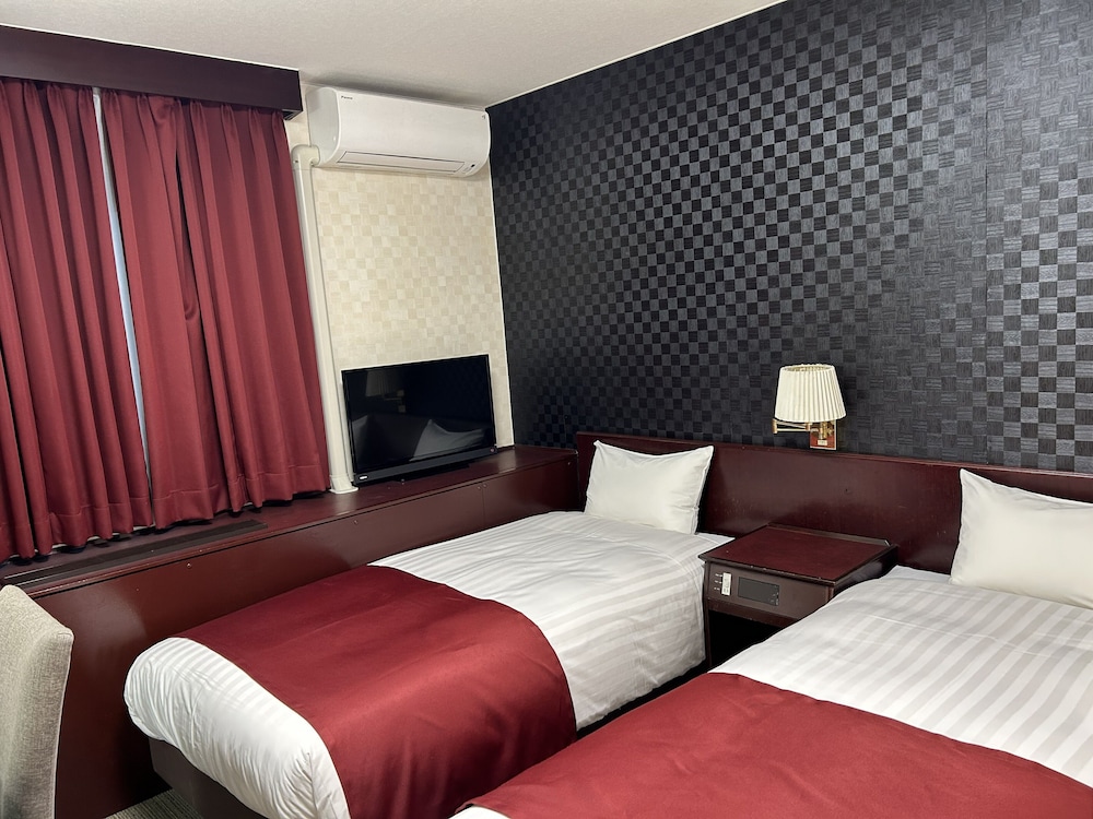 Pioland Hotel 19/60