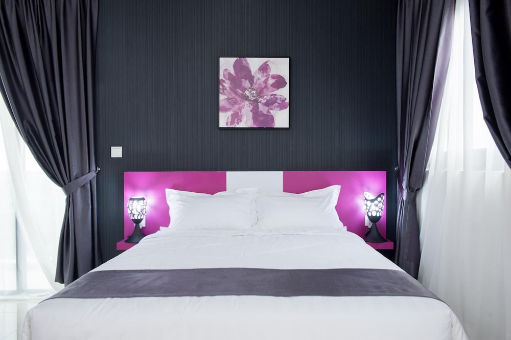 Ezzyhome @ Medini 9/38